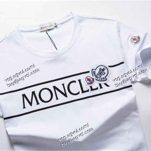  MONCLERコピー ブランド 2021春夏 モンクレール MONCLER ムダな装飾を排したデザイン 半袖Tシャツ 2色可選