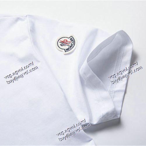  MONCLERスーパーコピー 激安 モンクレール MONCLER 2021春夏 半袖Tシャツ 2色可選 お洒落に魅せる 