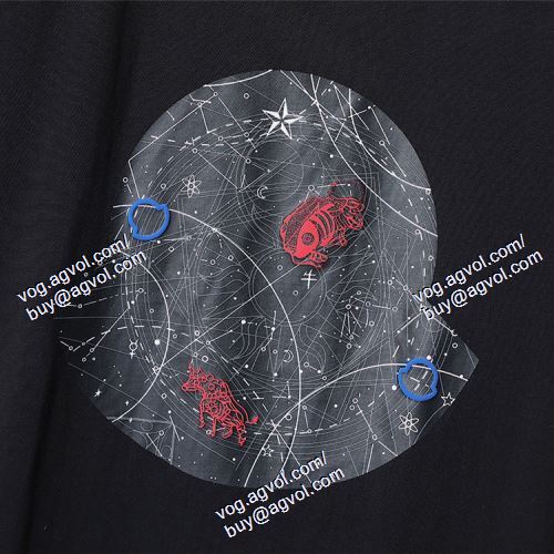  2021春夏 半袖Tシャツ 2色可選 MONCLERコピー モンクレール MONCLER 格安！