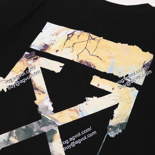  OFF-WHITE オフホワイトブランドスーパーコピー 値下げ！ 半袖Tシャツ Off-White オフホワイト 2021春夏 2色可選