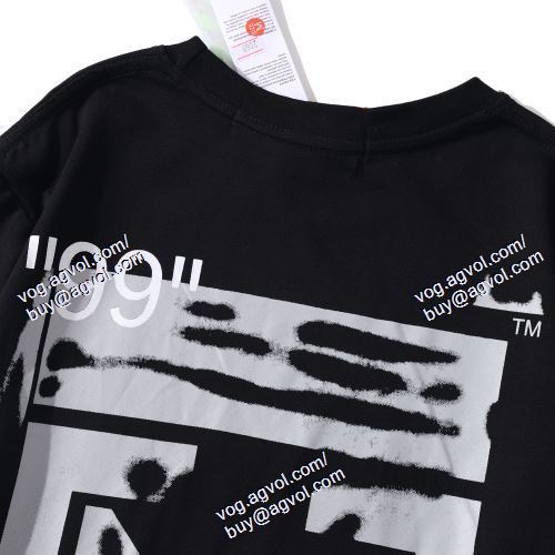 完売品！ Off-White オフホワイト 2021春夏 OFF-WHITE オフホワイトスーパーコピー 代引 半袖Tシャツ