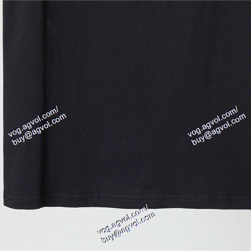  2色可選 パーム・エンジェルス Palm Angels 2021春夏 半袖Tシャツ Palm Angelsブランドスーパーコピー 一味違うケーブル編みが魅力満点