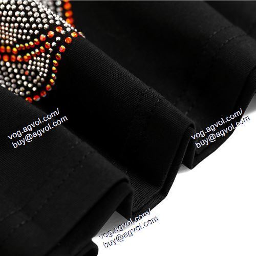  PHILIPP PLEIN偽物ブランド 大人気☆NEW!!  フィリッププレイン PHILIPP PLEIN 2021春夏 半袖Tシャツ