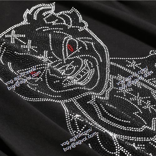 PHILIPP PLEINブランドコピー 半袖Tシャツ プレゼントに フィリッププレイン PHILIPP PLEIN 2021春夏