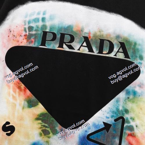 PRADAブランド 偽物 通販 半袖シャツ 2色可選 プラダ PRADA 2021春夏 上品な輝きを放つ形  
