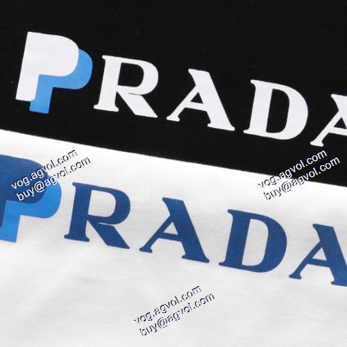 2色可選 PRADAスーパーコピー 激安 2021春夏 スタイリッシュな印象 半袖シャツ プラダ PRADA 