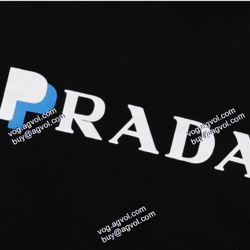 2色可選 PRADAスーパーコピー 激安 2021春夏 スタイリッシュな印象 半袖シャツ プラダ PRADA 