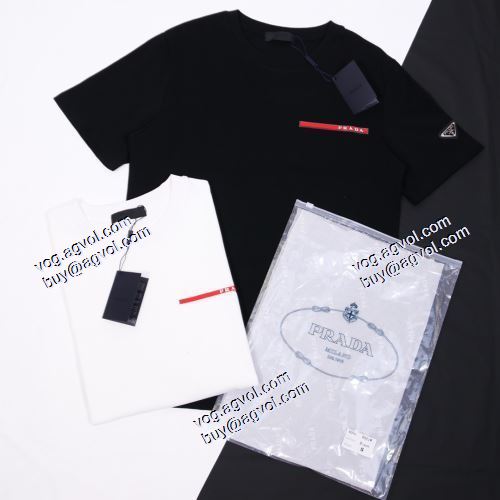  プラダ PRADA  2色可選 PRADAスーパーコピー 代引  2021春夏  半袖シャツ 存在感◎