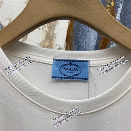  プラダ PRADA 2021春夏 ◆モデル愛用◆ PRADAコピーブランド 2色可選 半袖Tシャツ
