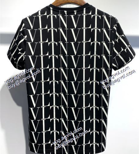 2色可選 VALENTINOブランド 偽物 通販 最安値に挑戦 ヴァレンティノ VALENTINO 2021春夏 半袖シャツ