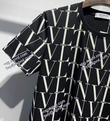 2色可選 VALENTINOブランド 偽物 通販 最安値に挑戦 ヴァレンティノ VALENTINO 2021春夏 半袖シャツ