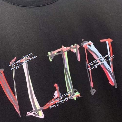  VALENTINOブランド コピー  2021春夏  半袖シャツ  ヴァレンティノ VALENTINO  2色可選  首胸ロゴ 