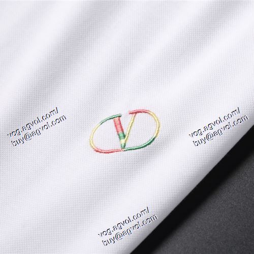  2021春夏 VALENTINOブランド コピー 2色可選 ヴァレンティノ VALENTINO 半袖Tシャツ 落ち着いた感覚