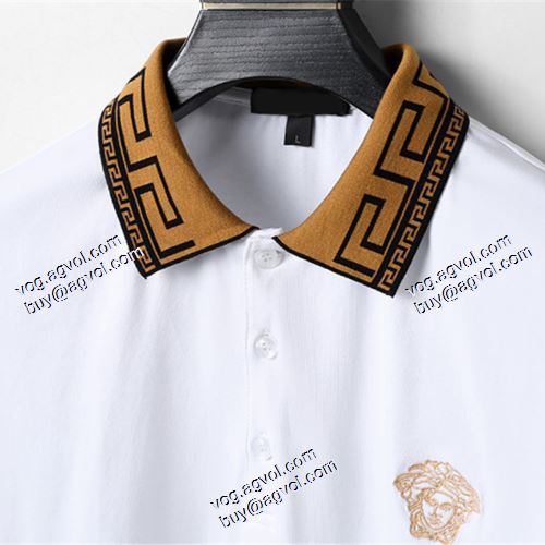 ヴェルサーチスーパーコピー 激安 2色可選 半袖シャツ ヴェルサーチVERSACE 2021春夏 個性的なデザ 