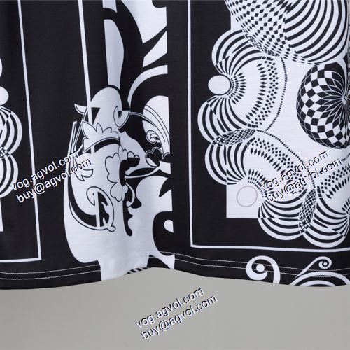 ヴェルサーチブランド コピー 2021春夏 半袖シャツ ヴェルサーチVERSACE 人気ブランド  
