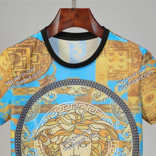人気販売中 VERSACEスーパーコピー 半袖シャツ ヴェルサーチVERSACE  2021春夏
