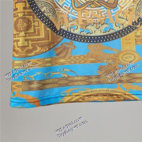 人気販売中 VERSACEスーパーコピー 半袖シャツ ヴェルサーチVERSACE  2021春夏