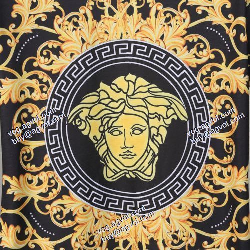 半袖シャツ 2021春夏 ヴェルサーチVERSACE 着心地抜群 VERSACEスーパーコピー 激安
