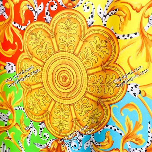 ヴェルサーチVERSACE 2021春夏 半袖シャツ VERSACEコピーブランド 落ち着いた感覚 