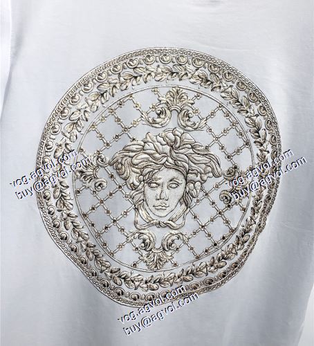 コスパ最高のプライス 半袖シャツ2色可選 ヴェルサーチVERSACE 2021春夏 VERSACEコピー ブランド