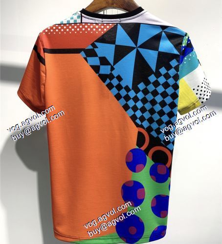 VERSACEコピーブランド偽物 通販 半袖シャツ ヴェルサーチVERSACE 2021春夏 サイズ豊富 
