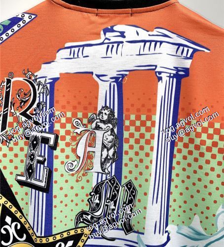 VERSACE偽物ブランド 通販 半袖シャツ ヴェルサーチVERSACE  2021春夏 極上の着心地