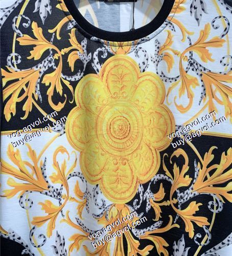 半袖シャツ ヴェルサーチVERSACE 人気新品★超特価★ ヴェルサーチブランド 偽物 通販 2021春夏