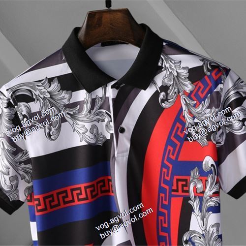 半袖シャツ 2021春夏 ヴェルサーチVERSACE ヴェルサーチブランドコピー 派手 