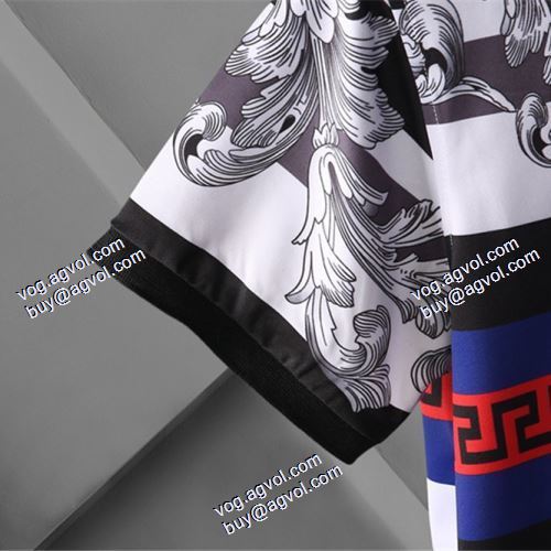 半袖シャツ 2021春夏 ヴェルサーチVERSACE ヴェルサーチブランドコピー 派手 