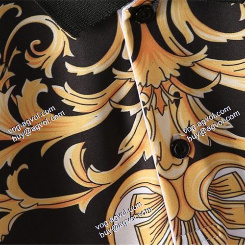 ヴェルサーチVERSACE 半袖シャツ 2021春夏 豊富なサイズ ヴェルサーチブランドスーパーコピー 激安