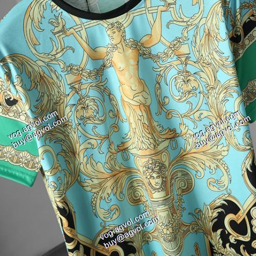 ヴェルサーチVERSACE  ヴェルサーチコピーブランド 人気販売中 2021春夏 半袖シャツ 