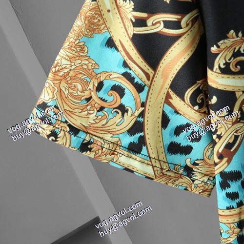 半袖シャツ 最安値に挑戦 ヴェルサーチスーパーコピー 激安 2021春夏 ヴェルサーチVERSACE 