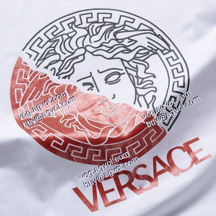  2色可選  VERSACEコピー ブランド  数に限りがある  2021春夏  ヴェルサーチVERSACE  半袖シャツ