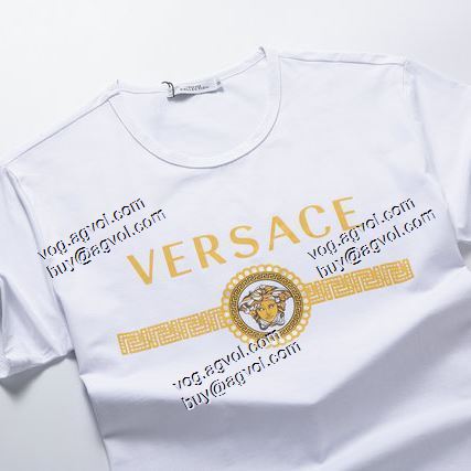  ヴェルサーチVERSACE  大人っぼい  半袖シャツ  2色可選  VERSACEスーパーコピー 激安  2021春夏 