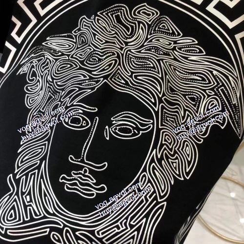  VERSACEスーパーコピー 代引  2色可選  売れ筋のいい  半袖シャツ  ヴェルサーチVERSACE  2021春夏