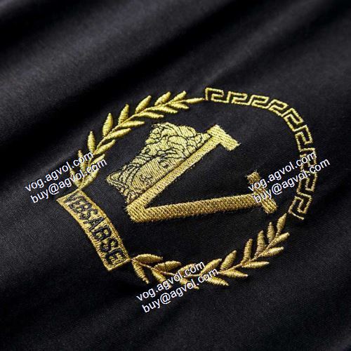  VERSACEコピー ブランド  2021春夏  大好評  ヴェルサーチVERSACE  2色可選  半袖シャツ