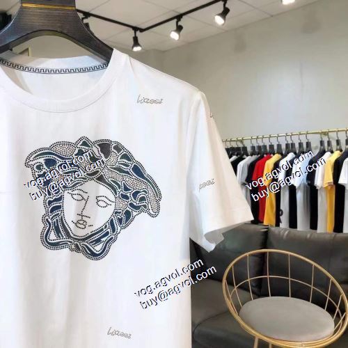  半袖シャツ  存在感のある  2色可選  2021春夏  VERSACEブランド 偽物 通販  ヴェルサーチVERSACE