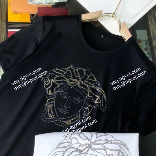  半袖シャツ 2021春夏  VERSACEブランド 偽物 通販  抜群の雰囲気が作れる!  ヴェルサーチVERSACE  2色可選