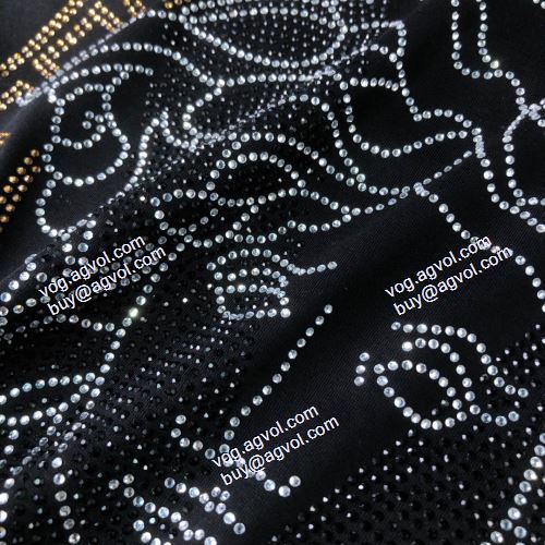  ヴェルサーチVERSACE  格安！ 半袖シャツ  VERSACEスーパーコピー 激安  2色可選  2021春夏