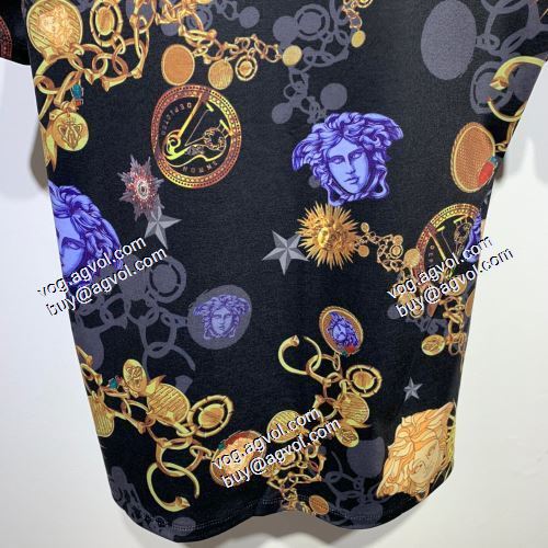  めちゃくちゃお得  半袖シャツ  ヴェルサーチVERSACE  2021春夏  VERSACE偽物ブランド