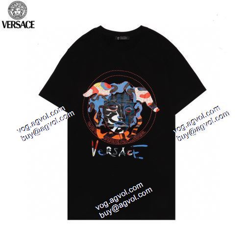  VERSACEスーパーコピー 代引  最旬アイテム  2色可選 半袖シャツ  ヴェルサーチVERSACE  2021春夏