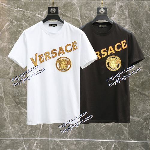  VERSACEブランドコピー   2021春夏  2色可選  大人のおしゃれに  ヴェルサーチVERSACE  半袖シャツ