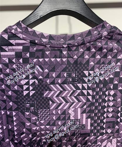  ヴェルサーチVERSACE 半袖Tシャツ 3色可選 2021春夏 VERSACEコピー ブランド 売れ筋のいい
