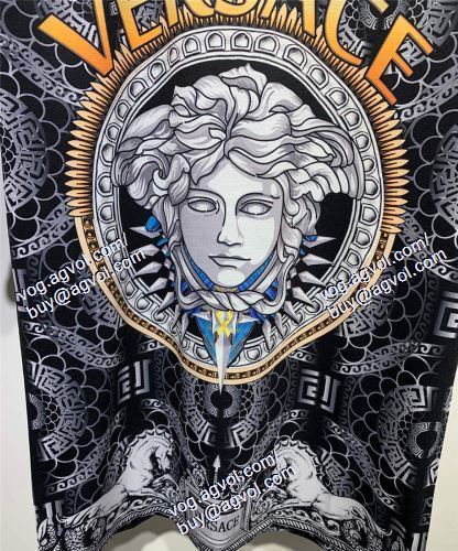  2021春夏 デザイン性の高い VERSACEスーパーコピー 代引 半袖Tシャツ ヴェルサーチVERSACE