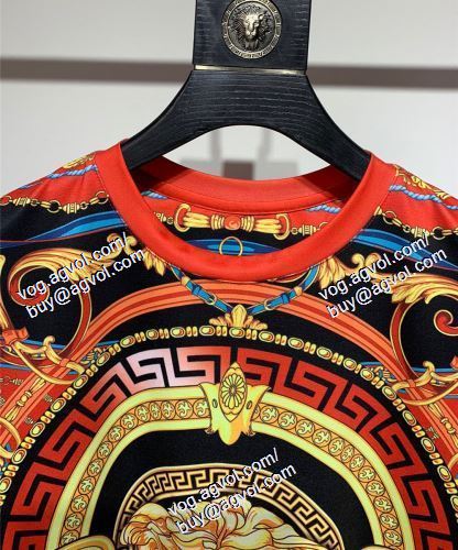  おすすめ/オススメ ヴェルサーチVERSACE 2021春夏 VERSACEコピー ブランド 半袖Tシャツ
