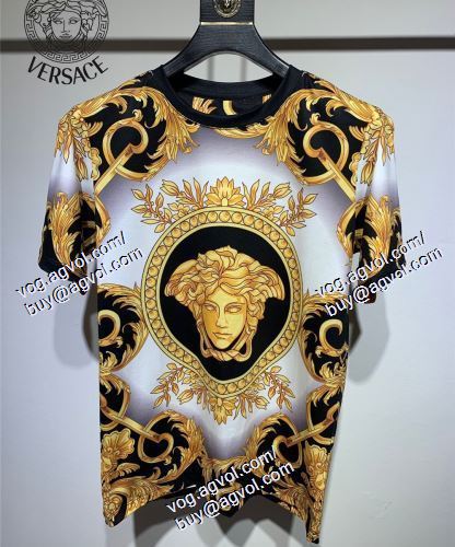  VERSACEブランド 偽物 通販 半袖Tシャツ ヴェルサーチVERSACE セール中 2021春夏 