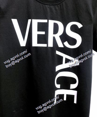  2色可選 ヴェルサーチVERSACE 半袖Tシャツ 2021春夏 VERSACEコピーブランド 希少   