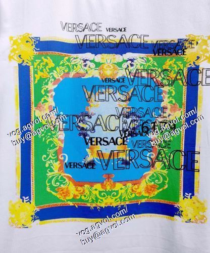  VERSACE偽物ブランド 半袖Tシャツ 2色可選 人気激売れ ヴェルサーチVERSACE 2021春夏 