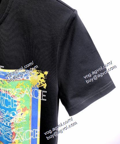  VERSACE偽物ブランド 半袖Tシャツ 2色可選 人気激売れ ヴェルサーチVERSACE 2021春夏 