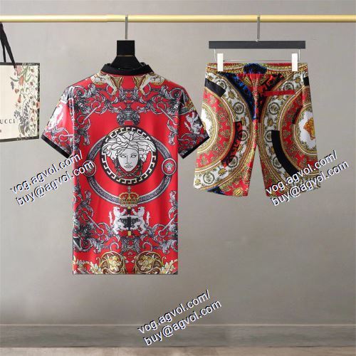  2021春夏 2色可選 VERSACEスーパーコピー 代引 SALE開催 半袖Tシャツ 上下セット ヴェルサーチVERSACE 